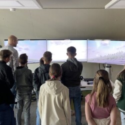 De 5e deelname aan AdoptIDee was er één om niet snel te vergeten. Voor het eerst deden ook drie brugklassen van het voortgezet onderwijs mee! - Adoptidee
