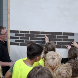 De 5e deelname aan AdoptIDee was er één om niet snel te vergeten. Voor het eerst deden ook drie brugklassen van het voortgezet onderwijs mee! - Adoptidee