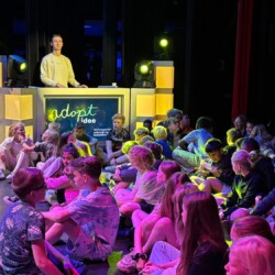 De 5e deelname aan AdoptIDee was er één om niet snel te vergeten. Voor het eerst deden ook drie brugklassen van het voortgezet onderwijs mee! - Adoptidee
