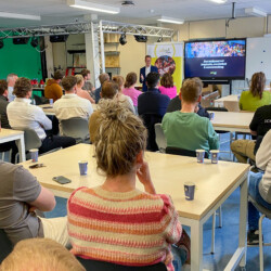 De 5e deelname aan AdoptIDee was er één om niet snel te vergeten. Voor het eerst deden ook drie brugklassen van het voortgezet onderwijs mee! - Adoptidee